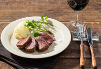 「塊肉」をフライパンで柔らかジューシー！ローストビーフ✨