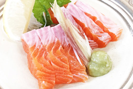 【皮引き済】甲州ワイン鱒 柵 (約200g × 2パック 計400g)【ニジマス】