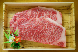 あか牛甲誠牛ステーキ食べ比べ（サーロイン180g×2・モモ150g×2）