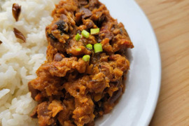 【メール便】メンマときくらげが主役のキーマカレー３袋セット