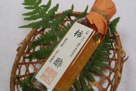 「山梨県産柿１００％の柿酢」　120ｍｌ 農薬・化学肥料・除草剤不使用！