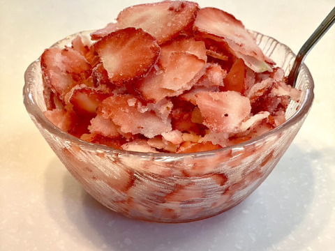 ふわ！シャリ！とろける～！冷凍削りイチゴ🍓1ｋｇ＆削りみかん🍊1ｋｇ（500ｇ各2袋）（本州の方限定）【お中元】