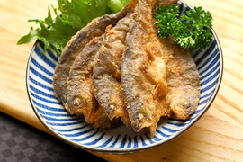 にじます唐揚げ　200尾